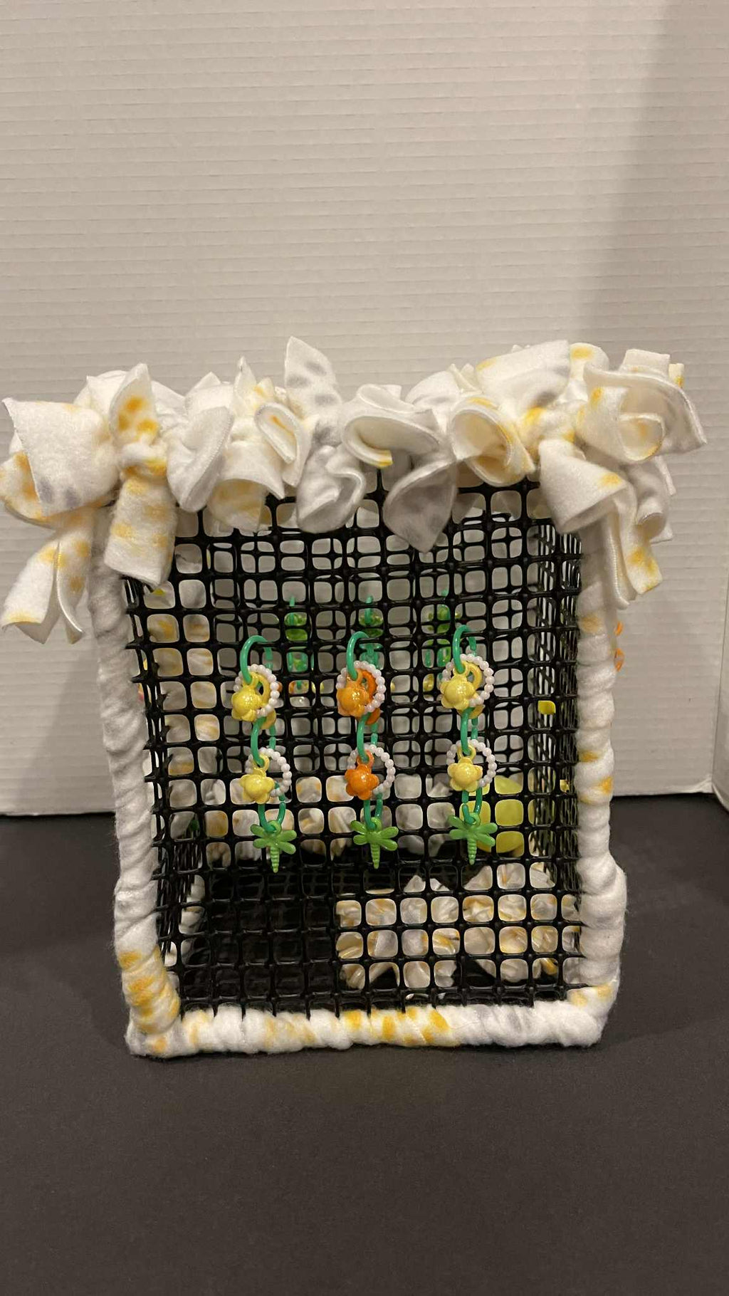 The Buzzing Ball Pit